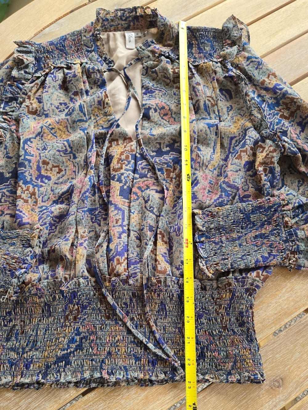 Elan Blue Tapestry Peasant Blouse M Boho Artsy Ruffle Smocked Business Flirty - Picture 3 of 10